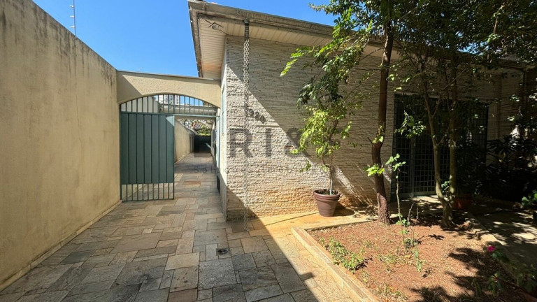 Imagem Casa com 3 Quartos à Venda, 200 m² em Brooklin - São Paulo Imagem Casa com 3 Quartos à Venda, 200 m² em Brooklin - São Paulo