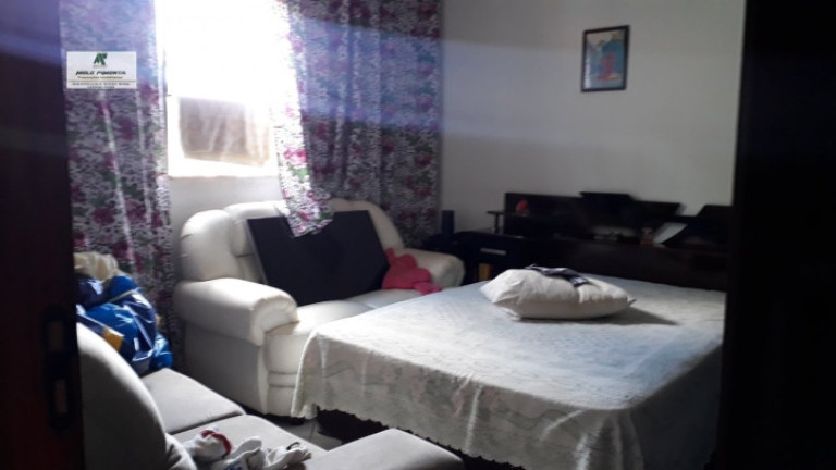 Imagem Chácara com 2 Quartos à Venda, 2.500 m² em Sorocamirim - São Roque Imagem Chácara com 2 Quartos à Venda, 2.500 m² em Sorocamirim - São Roque