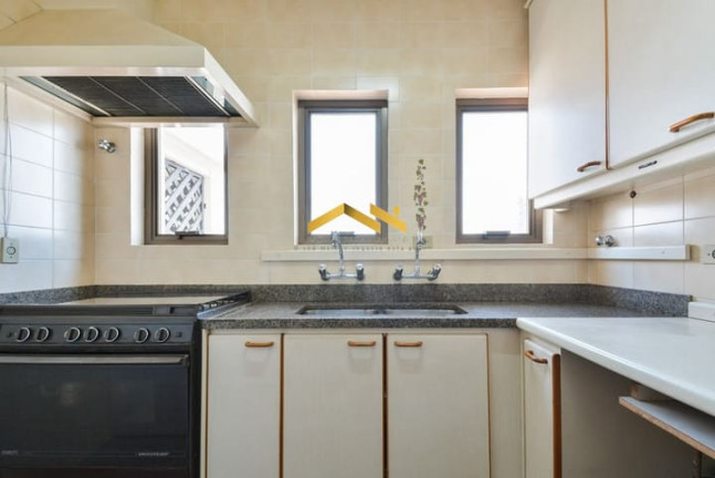 Imagem Apartamento com 4 Quartos à Venda, 246 m² em Pinheiros - São Paulo Imagem Apartamento com 4 Quartos à Venda, 246 m² em Pinheiros - São Paulo