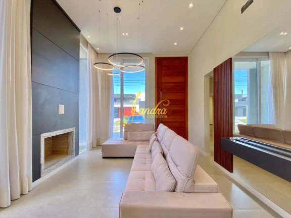Imagem Casa de Condomínio com 4 Quartos à Venda, 310 m² em Capão Ilhas Resort - Capão Da Canoa Imagem Casa de Condomínio com 4 Quartos à Venda, 310 m² em Capão Ilhas Resort - Capão Da Canoa
