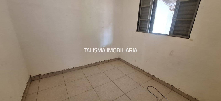 Imagem Casa com 2 Quartos para Alugar, 90 m² em Jardim Santa Cecília - Taboão Da Serra