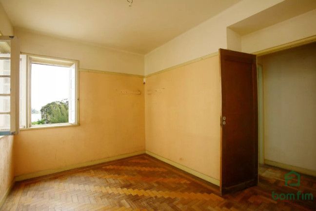 Imagem Apartamento com 1 Quarto à Venda, 56 m² em Centro Histórico - Porto Alegre Imagem Apartamento com 1 Quarto à Venda, 56 m² em Centro Histórico - Porto Alegre
