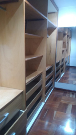 Imagem Sobrado com 3 Quartos à Venda, 150 m² em Vila Tesouro - São José Dos Campos