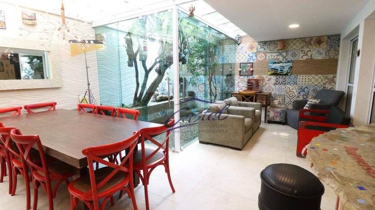 Imagem Casa com 4 Quartos à Venda, 376 m² em Planalto Paulista - São Paulo Imagem Casa com 4 Quartos à Venda, 376 m² em Planalto Paulista - São Paulo