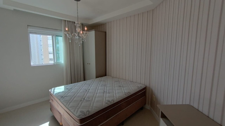 Imagem Apartamento com 4 Quartos à Venda, 218 m² em Barra Sul - Balneário Camboriú Imagem Apartamento com 4 Quartos à Venda, 218 m² em Barra Sul - Balneário Camboriú