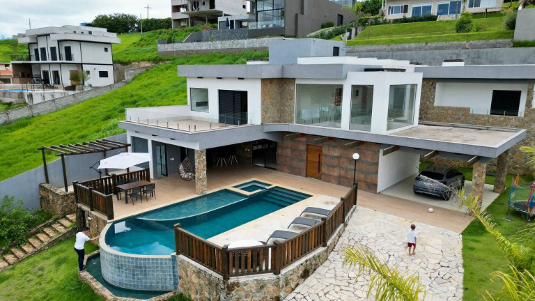 Imagem Casa de Condomínio com 5 Quartos à Venda, 1.000 m² em Centro - Joanópolis
