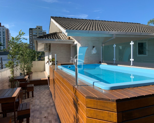 Imagem Casa com 3 Quartos à Venda, 420 m² em Anita Garibaldi - Joinville