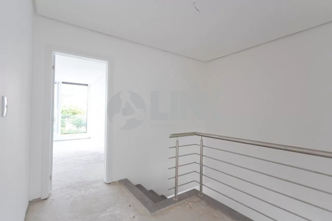 Imagem Casa com 3 Quartos à Venda, 203 m² em Higienópolis - Porto Alegre Imagem Casa com 3 Quartos à Venda, 203 m² em Higienópolis - Porto Alegre