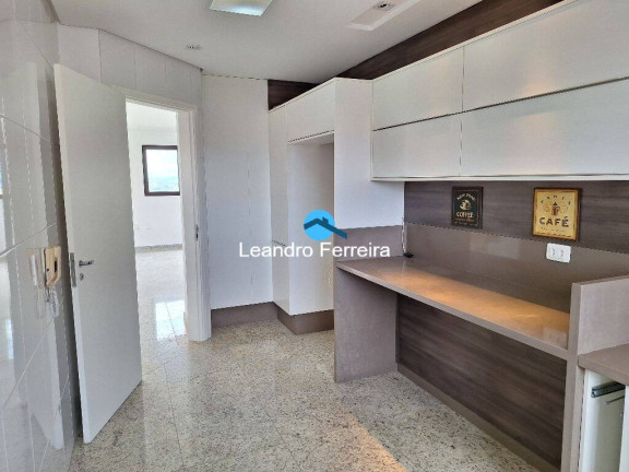 Imagem Apartamento com 3 Quartos à Venda, 205 m² em Vila Bastos - Santo André