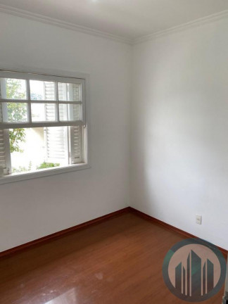 Imagem Sobrado com 3 Quartos à Venda, 110 m² em Vila Eldízia - Santo André