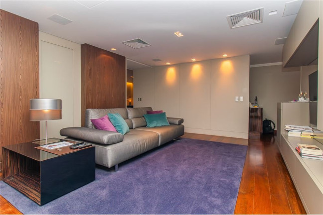 Imagem Apartamento com 3 Quartos à Venda, 322 m² em Moinhos De Vento - Porto Alegre