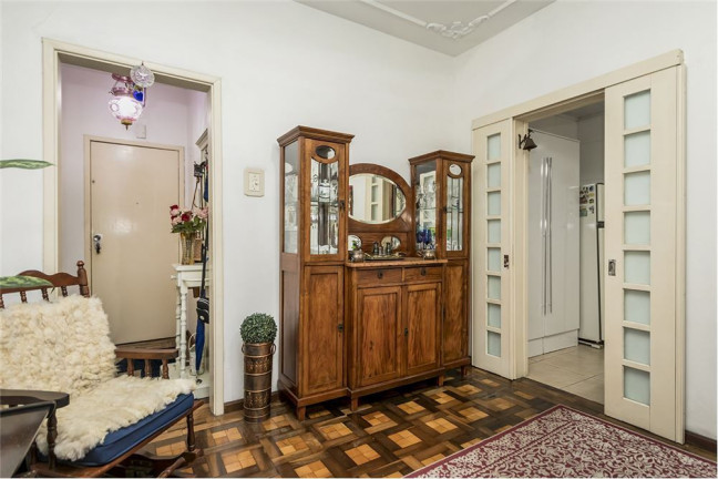Imagem Apartamento com 3 Quartos à Venda, 83 m² em Auxiliadora - Porto Alegre Imagem Apartamento com 3 Quartos à Venda, 83 m² em Auxiliadora - Porto Alegre