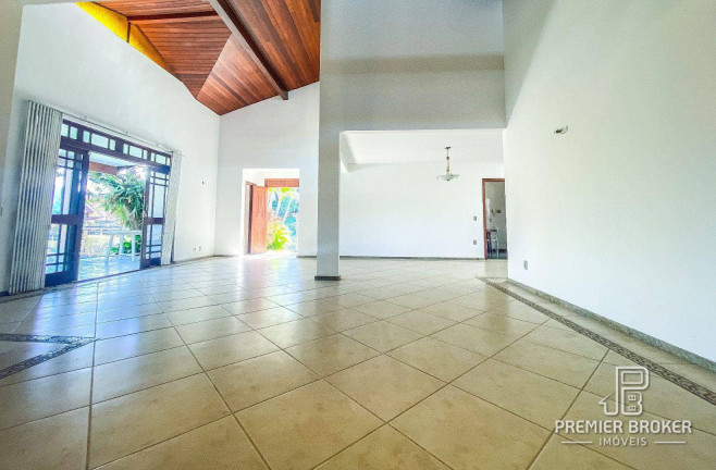 Imagem Casa com 4 Quartos à Venda, 289 m² em Tijuca - Teresópolis Imagem Casa com 4 Quartos à Venda, 289 m² em Tijuca - Teresópolis