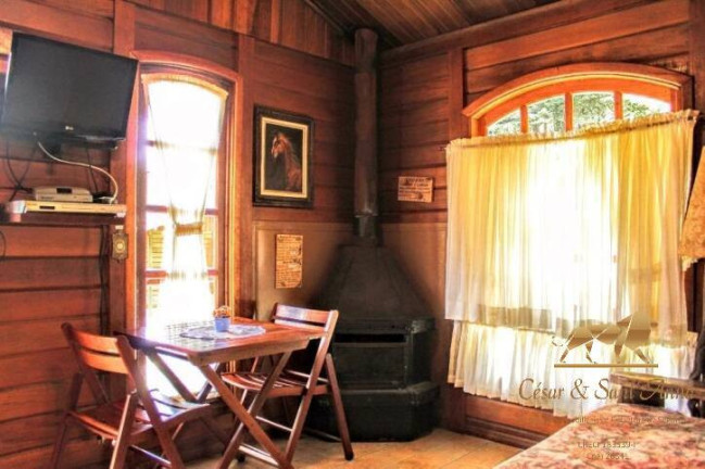 Imagem Casa com 1 Quarto para Alugar, 40 m² em Imbiri - Campos Do Jordão Imagem Casa com 1 Quarto para Alugar, 40 m² em Imbiri - Campos Do Jordão