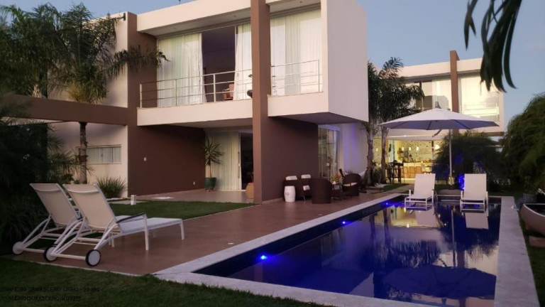 Imagem Casa com 4 Quartos à Venda, 450 m² em Busca Vida (abrantes) - Camaçari