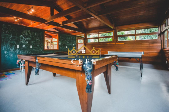 Imagem Casa com 4 Quartos à Venda, 1.096 m² em Centro - Gramado