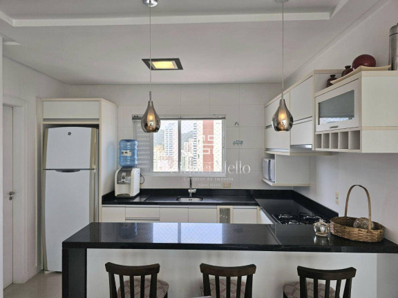 Imagem Apartamento com 3 Quartos à Venda, 124 m² em 2 Quadra Centro - Balneário Camboriú