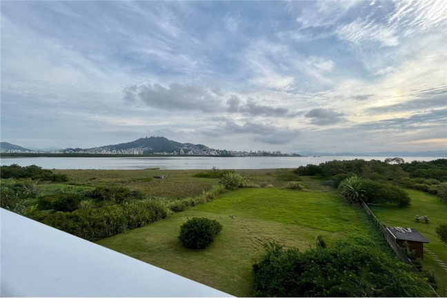 Imagem Imóvel com 2 Quartos à Venda, em João Paulo - Florianópolis Imagem Imóvel com 2 Quartos à Venda, em João Paulo - Florianópolis
