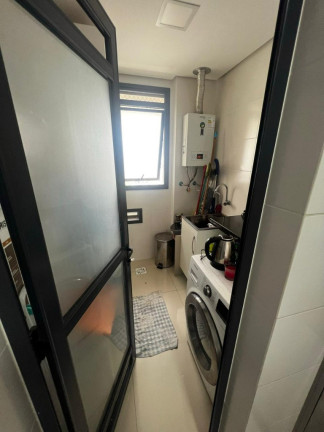 Imagem Apartamento com 2 Quartos à Venda, 74 m² em Kobrasol - São José