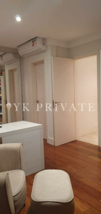 Imagem Apartamento com 3 Quartos à Venda, 326 m² em Vila Romana - São Paulo