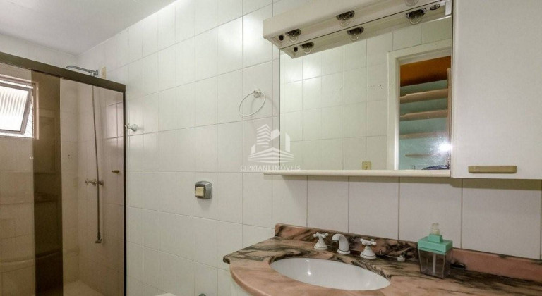 Imagem Apartamento com 3 Quartos à Venda,  em Centro - Balneário Camboriú