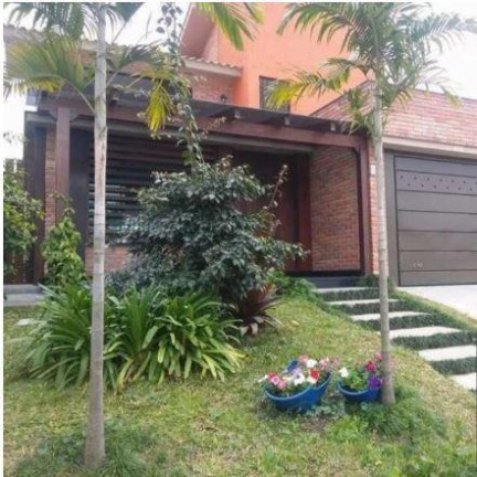 Imagem Casa com 3 Quartos à Venda,  em Pedra Branca - Palhoça