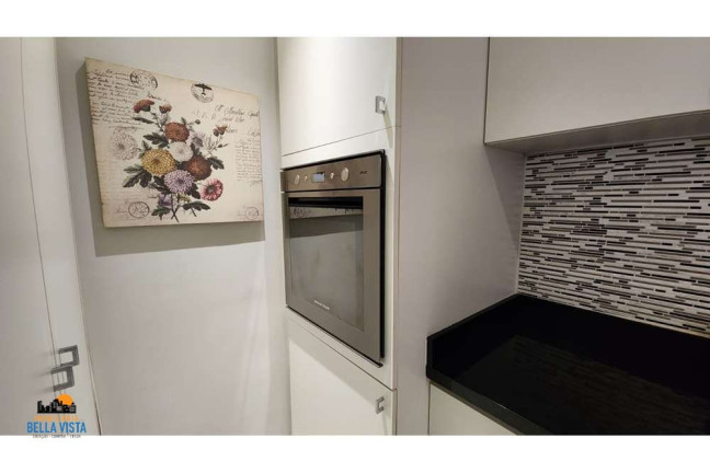Imagem Apartamento com 1 Quarto à Venda,  em Vila Uberabinha - São Paulo