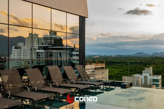 Imagem Apartamento com 4 Quartos à Venda, 220 m² em Meia Praia - Itapema Imagem Apartamento com 4 Quartos à Venda, 220 m² em Meia Praia - Itapema