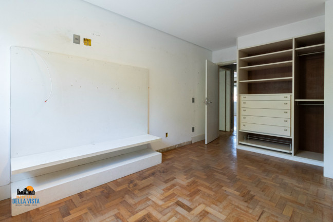 Imagem Casa com 3 Quartos à Venda, em Moema - São Paulo Imagem Casa com 3 Quartos à Venda, em Moema - São Paulo
