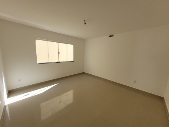 Imagem Casa com 3 Quartos à Venda, 90 m²