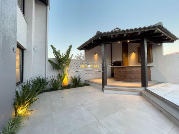 Imagem Imóvel com 5 Quartos à Venda, 345 m² em Centro - Xangri-lá Imagem Imóvel com 5 Quartos à Venda, 345 m² em Centro - Xangri-lá