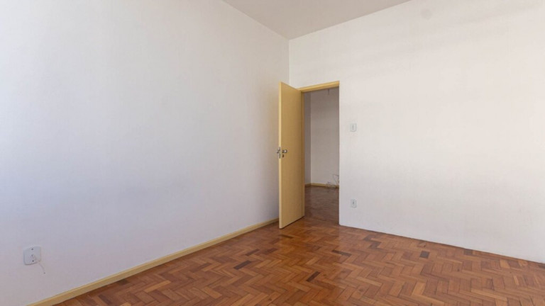 Imagem Imóvel com 1 Quarto à Venda, 40 m² em Catete - Rio De Janeiro Imagem Imóvel com 1 Quarto à Venda, 40 m² em Catete - Rio De Janeiro