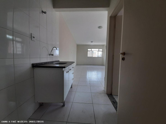 Imagem Kitnet com 1 Quarto para Alugar, 40 m² em Santa Efigênia - São Paulo