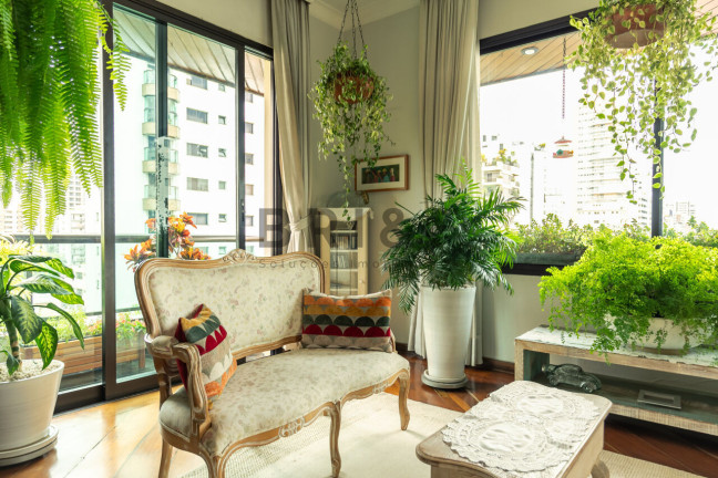 Imagem Apartamento com 4 Quartos à Venda, 242 m² em Moema - São Paulo Imagem Apartamento com 4 Quartos à Venda, 242 m² em Moema - São Paulo
