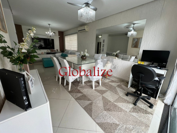 Imagem Casa com 4 Quartos à Venda, 109 m² em Embaré - Santos Imagem Casa com 4 Quartos à Venda, 109 m² em Embaré - Santos