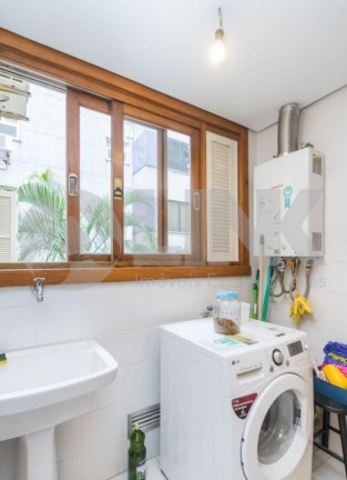 Imagem Apartamento com 3 Quartos à Venda, 93 m² em Petrópolis - Porto Alegre Imagem Apartamento com 3 Quartos à Venda, 93 m² em Petrópolis - Porto Alegre