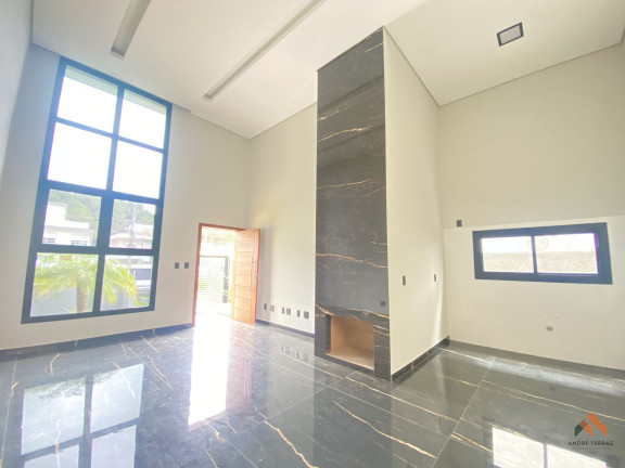 Imagem Casa com 3 Quartos à Venda, 120 m²