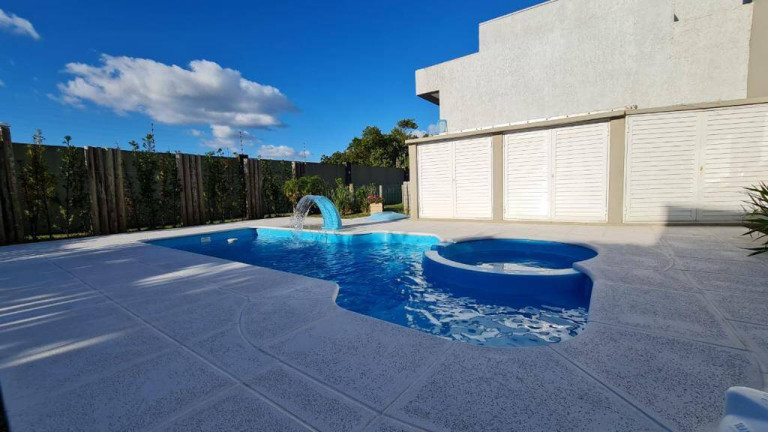 Imagem Casa com 4 Quartos à Venda, em Rainha Do Mar - Xangri-lá Imagem Casa com 4 Quartos à Venda, em Rainha Do Mar - Xangri-lá
