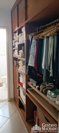Imagem Casa com 3 Quartos à Venda, 236 m² em Vila Mury - Volta Redonda Imagem Casa com 3 Quartos à Venda, 236 m² em Vila Mury - Volta Redonda
