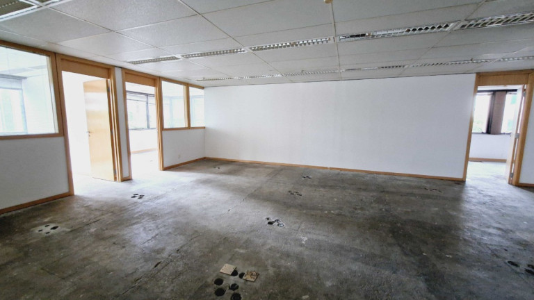 Imagem Ponto Comercial à Venda, 195 m² em Cidade Monções - São Paulo