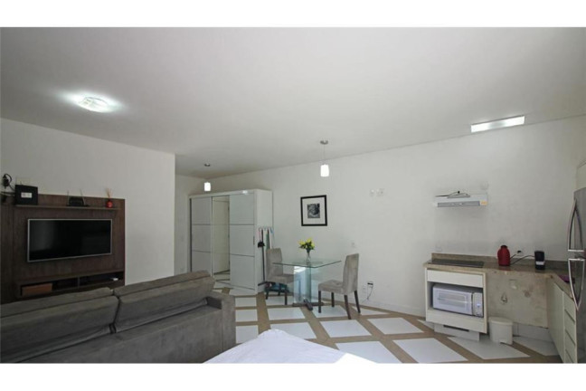 Imagem Imóvel com 1 Quarto à Venda, em Granja Viana - Cotia Imagem Imóvel com 1 Quarto à Venda, em Granja Viana - Cotia