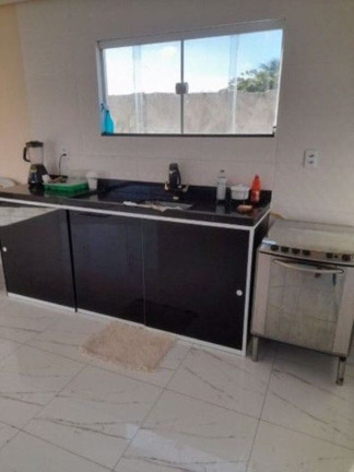 Imagem Casa com 3 Quartos à Venda, 180 m² em Arembepe - Camaçari Imagem Casa com 3 Quartos à Venda, 180 m² em Arembepe - Camaçari