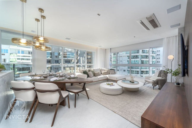 Apartamento com 4 Quartos à Venda, 191 m² em Centro - Balneário Camboriú