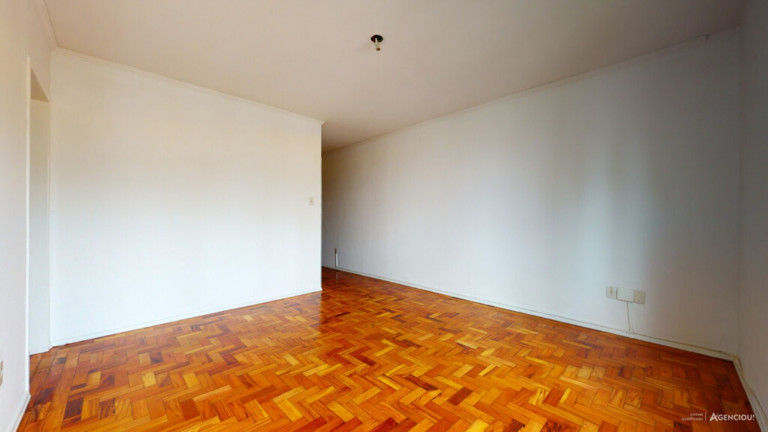 Imagem Imóvel com 2 Quartos à Venda, 75 m² em Praia De Belas - Porto Alegre Imagem Imóvel com 2 Quartos à Venda, 75 m² em Praia De Belas - Porto Alegre