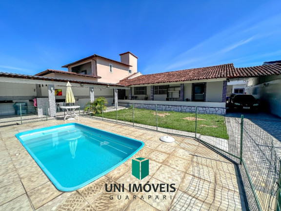 Casa com 4 Quartos à Venda, 280 m² em Centro - Guarapari