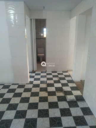 Imagem Casa com 2 Quartos à Venda, 50 m² Imagem Casa com 2 Quartos à Venda, 50 m²