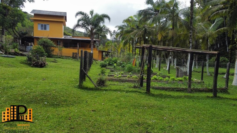 Imagem Imóvel com 4 Quartos à Venda, 490 m² em Bairro Dos Messias - Miracatu Imagem Imóvel com 4 Quartos à Venda, 490 m² em Bairro Dos Messias - Miracatu