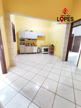 Imagem Casa com 5 Quartos à Venda, 300 m² em Pajuçara - Natal Imagem Casa com 5 Quartos à Venda, 300 m² em Pajuçara - Natal