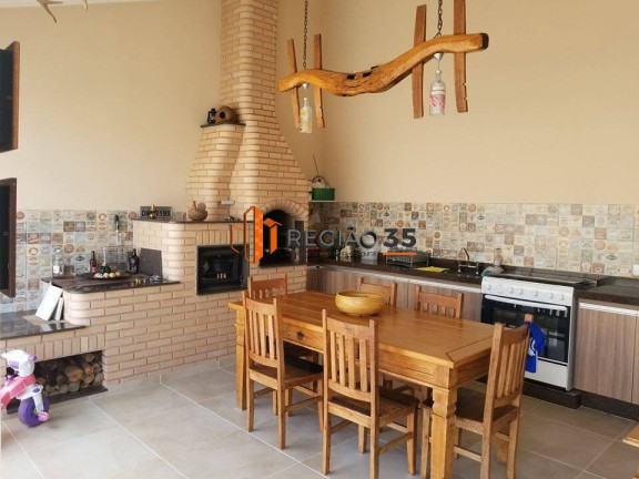 Imagem Casa com 3 Quartos à Venda, 490 m² em Jardim Europa - Poços De Caldas Imagem Casa com 3 Quartos à Venda, 490 m² em Jardim Europa - Poços De Caldas