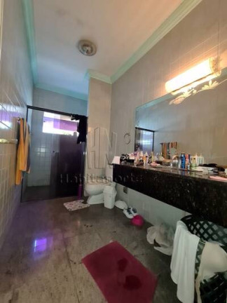Imagem Casa com 6 Quartos à Venda, em Manaus Imagem Casa com 6 Quartos à Venda, em Manaus